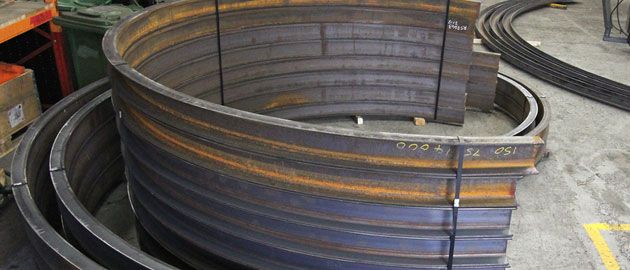 Barnshaws provide bending globally
